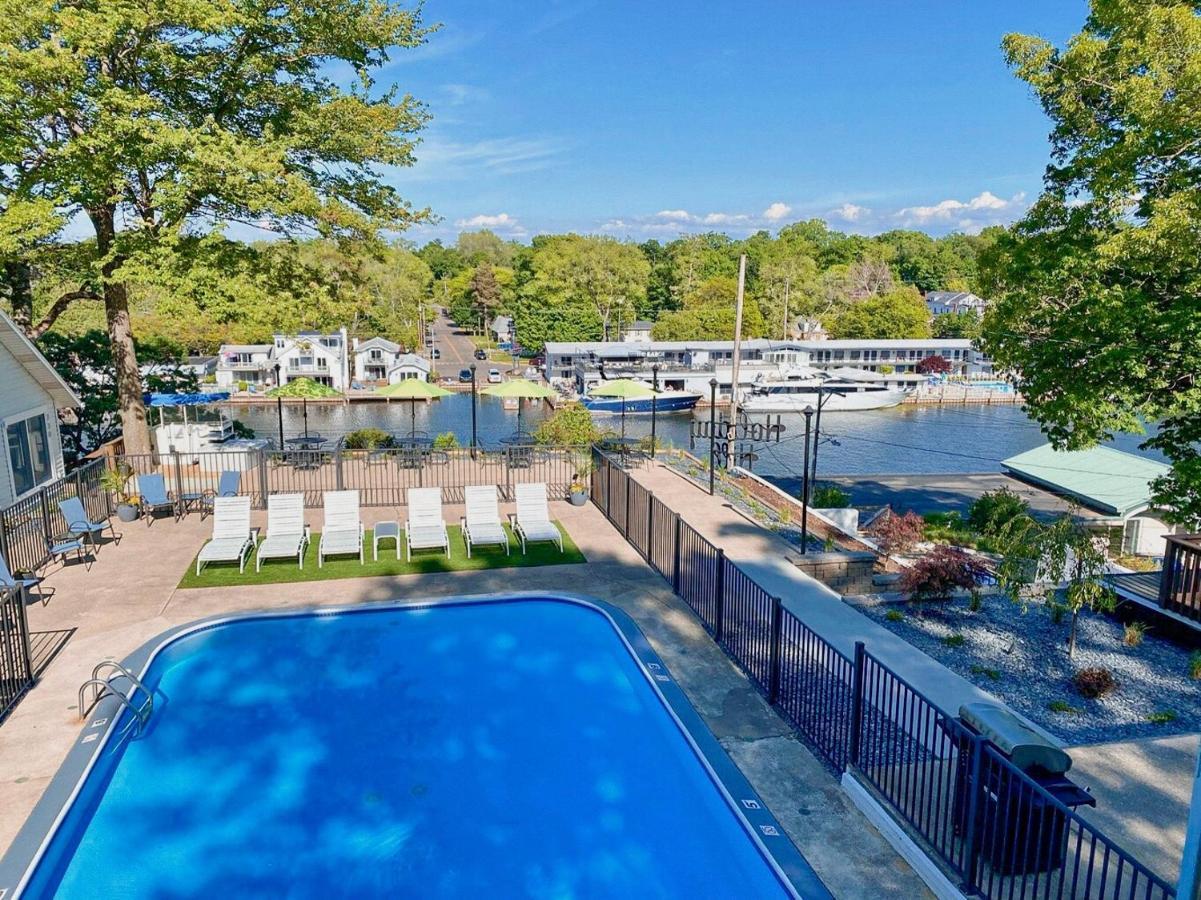 Holiday Hill Resort Saugatuck Exteriér fotografie